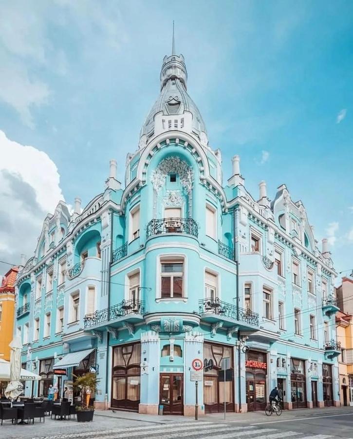 Ultracentral Apartment Near Moscovitz Palace Oradea Ngoại thất bức ảnh