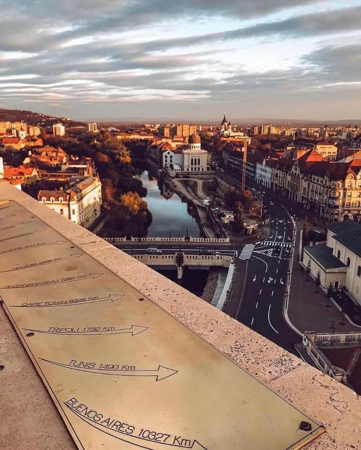 Ultracentral Apartment Near Moscovitz Palace Oradea Ngoại thất bức ảnh